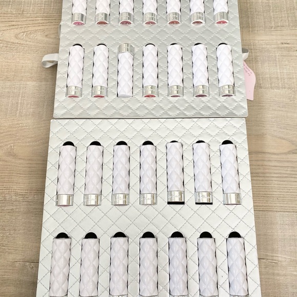 It Cosmetics Pillow Lips Lipstick - Picture 2 of 3